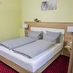 Konradp 3*