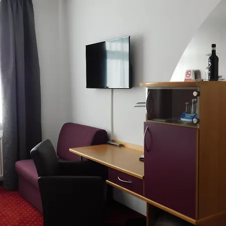 Konradp Hotel 3*