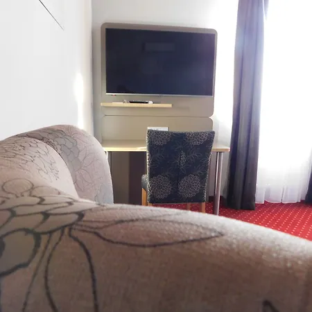 Konradp Hotel 3*